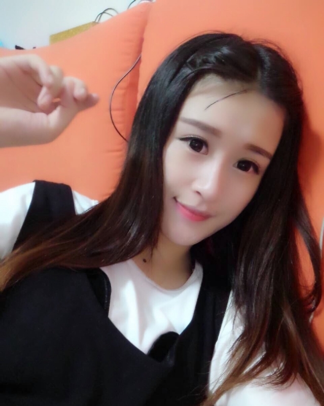 花开的季节的第一张照片--汕头相亲服务中心