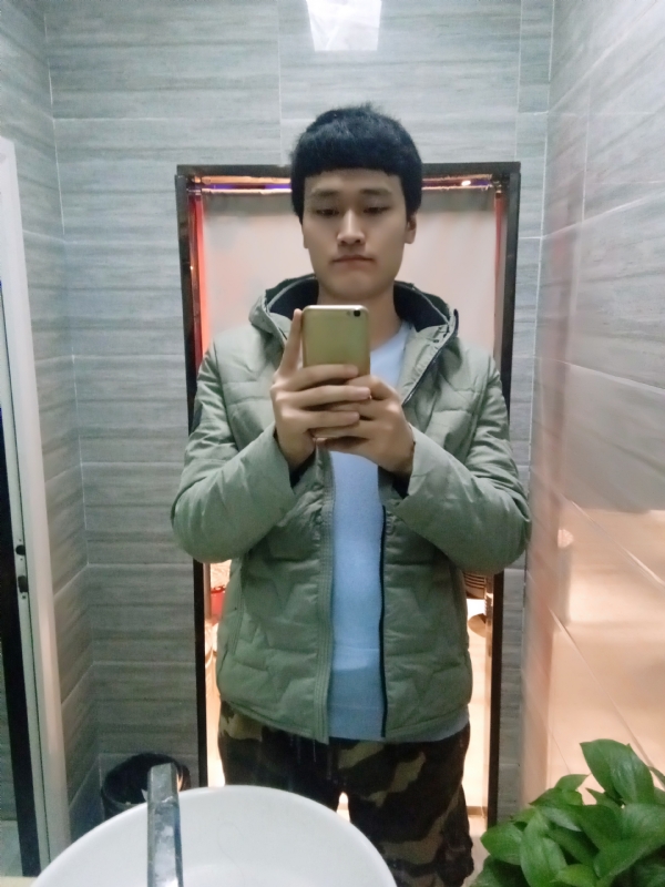 詹姆斯的第一张照片--汕头相亲服务中心