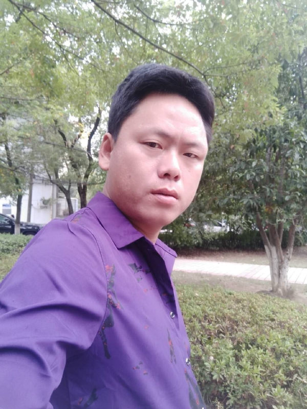 黄龙飞的第一张照片--汕头相亲服务中心