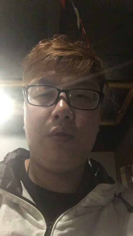深情久伴更长情的第一张照片--汕头相亲服务中心