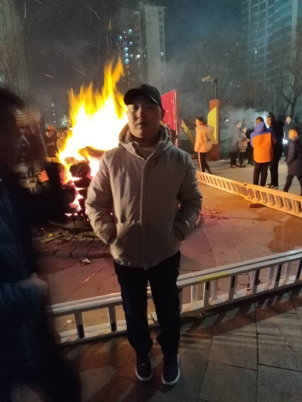 爱情里的俩个人的第二张照片--汕头相亲服务中心