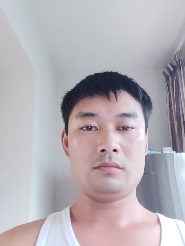 MM的第一张照片--汕头相亲服务中心