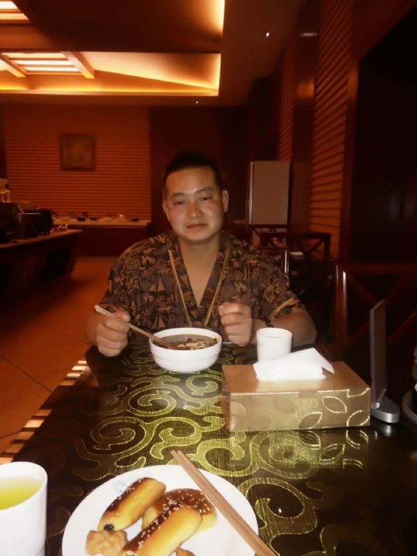 会飞的鱼的第一张照片--汕头相亲服务中心