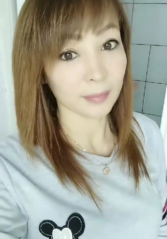 魅力白玲的第一张照片--汕头相亲服务中心