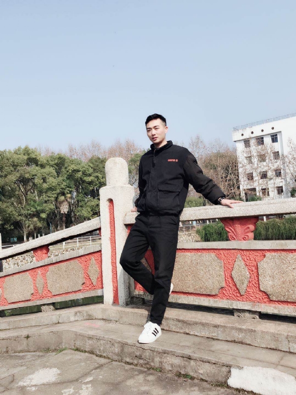 柒玥的第一张照片--汕头相亲服务中心