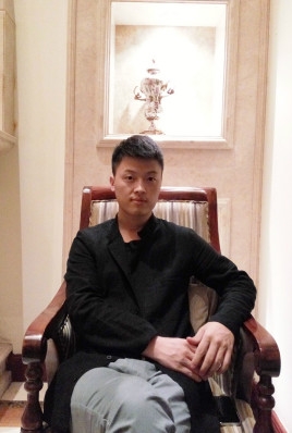 制片人杨亚林的第一张照片--汕头相亲服务中心