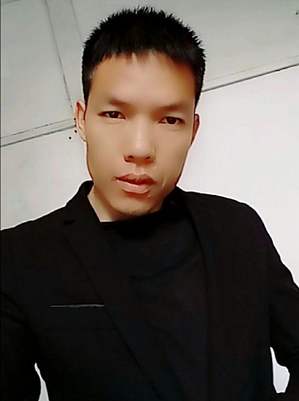 小夜曲的第五张照片--汕头相亲服务中心