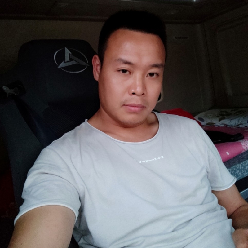 默默的第一张照片--汕头相亲服务中心