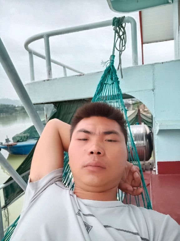小哥哥的第一张照片--汕头相亲服务中心