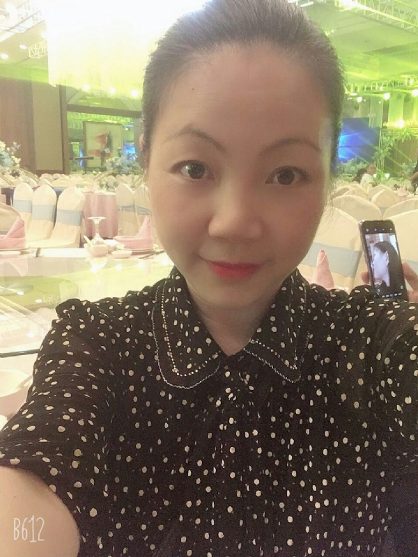 泡沫的第一张照片--汕头相亲服务中心