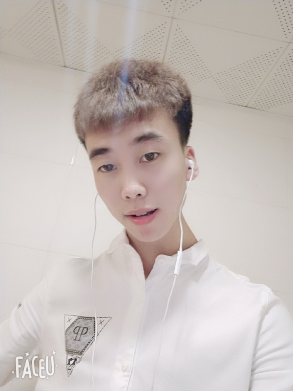 晚枫的第三张照片--汕头相亲服务中心