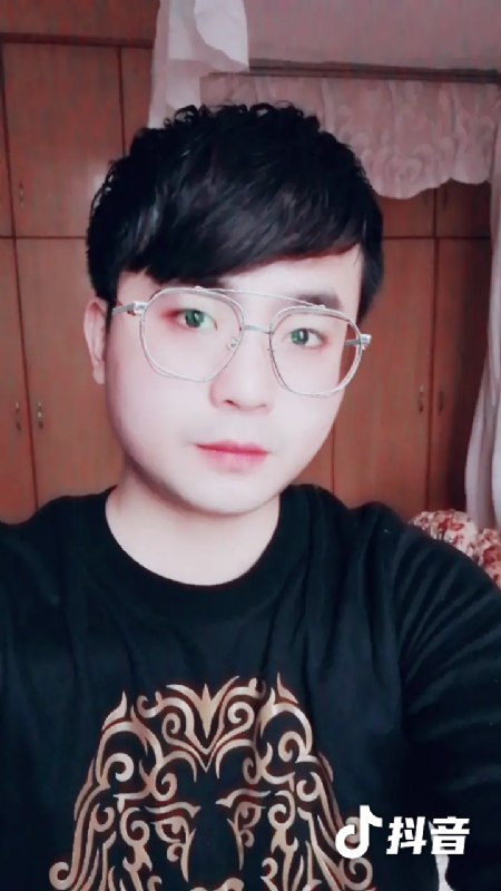 哎呦哥哥的第二张照片--汕头相亲服务中心