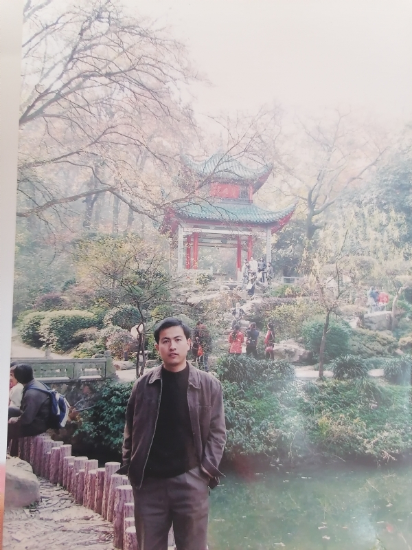 沧海一粟的第一张照片--汕头相亲服务中心