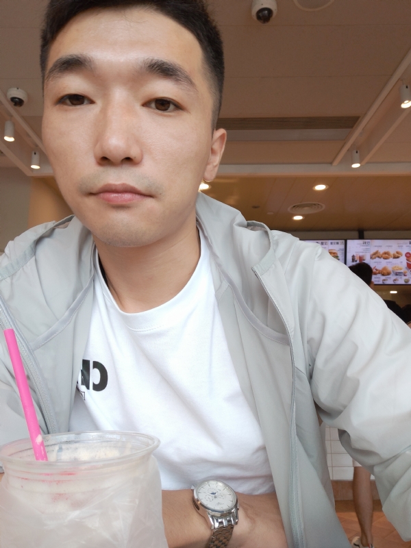 须臾数年的第二张照片--汕头相亲服务中心
