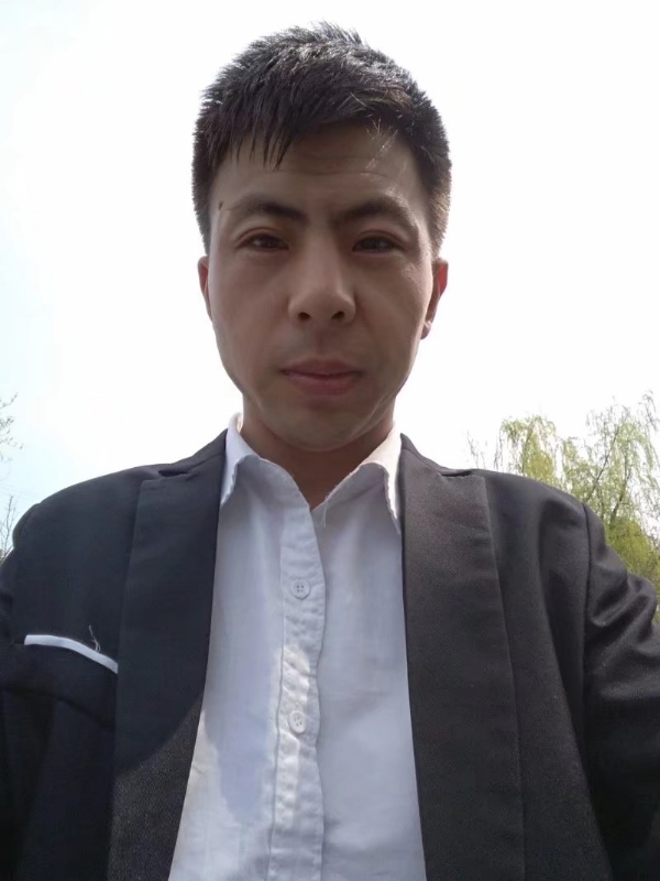许以飞翔的第一张照片--汕头相亲服务中心