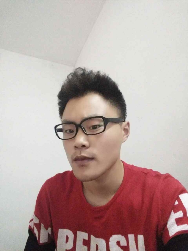 玉尚的第一张照片--汕头相亲服务中心