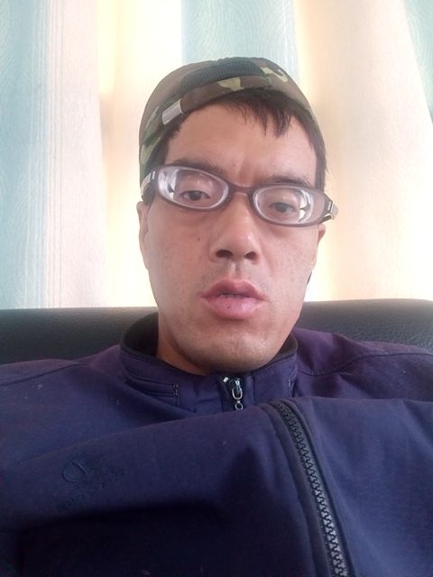 等待有缘人的第一张照片--汕头相亲服务中心