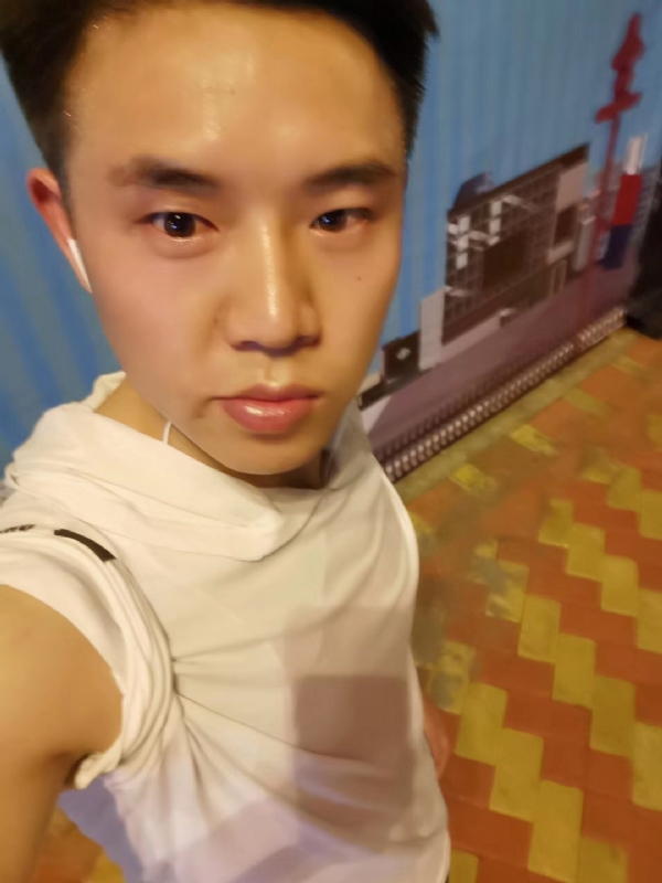 小雷的第一张照片--汕头相亲服务中心