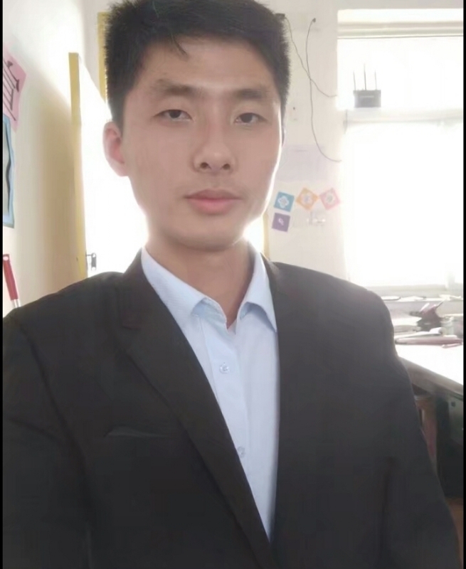 乘风踏月的第一张照片--汕头相亲服务中心