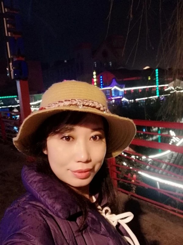 阳光明媚的第一张照片--汕头相亲服务中心