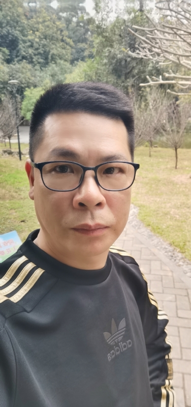 随缘的第一张照片--汕头相亲服务中心