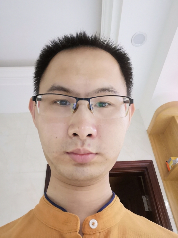 月生的第四张照片--汕头相亲服务中心