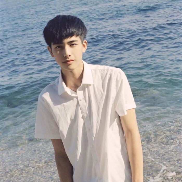啊巴啊巴的第一张照片--汕头相亲服务中心