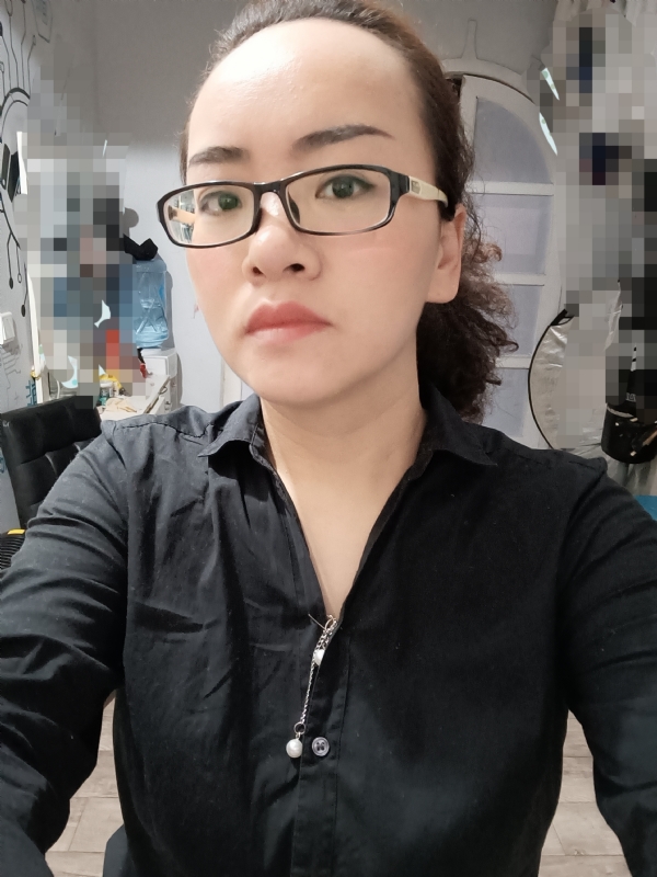 妮妮的第一张照片--汕头相亲服务中心