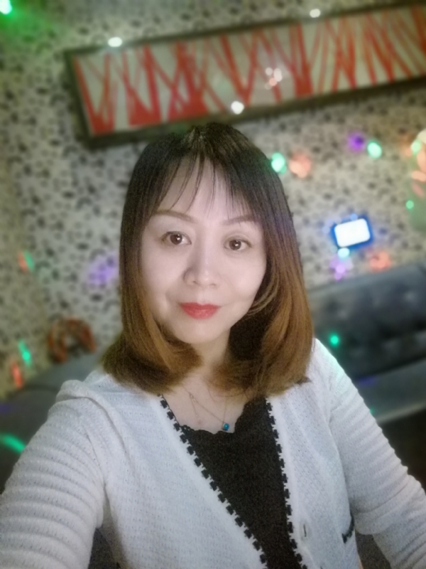 心如止水的第一张照片--汕头相亲服务中心