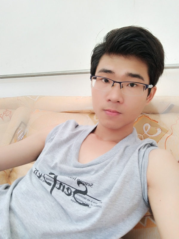 南国大帝的第一张照片--汕头相亲服务中心