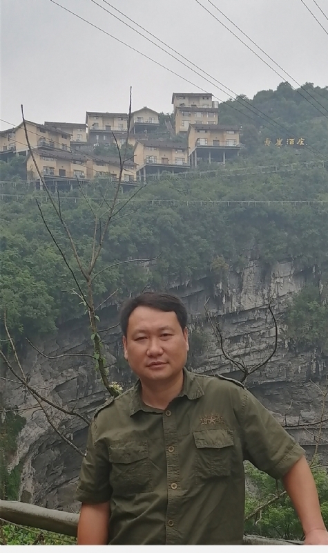 迷彩人生的第一张照片--汕头相亲服务中心