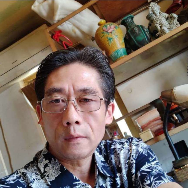 没有爱情也要飞渡一生的第一张照片--汕头相亲服务中心