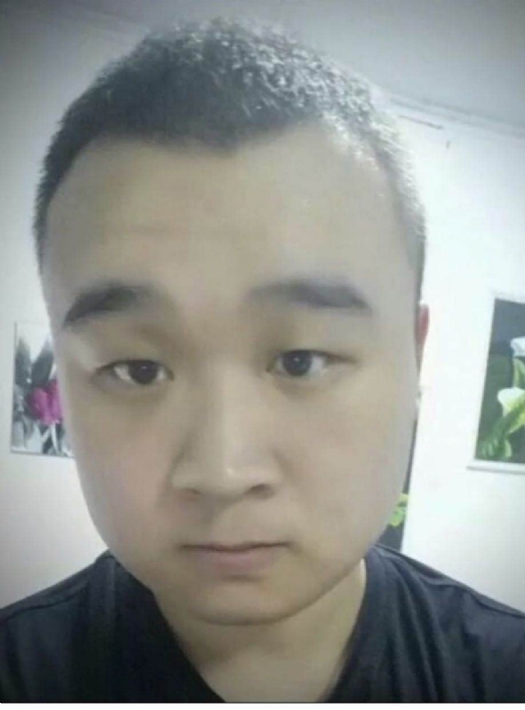 逆的第一张照片--汕头相亲服务中心