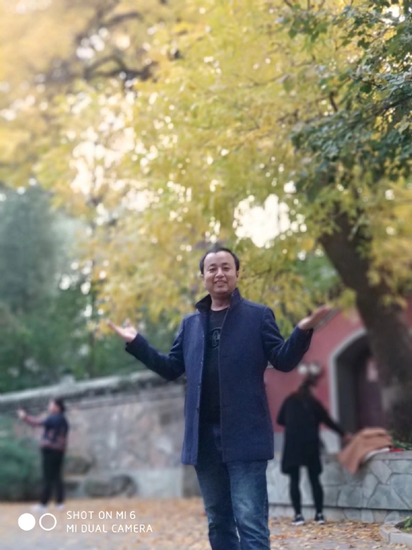 爱转角的第二张照片--汕头相亲服务中心