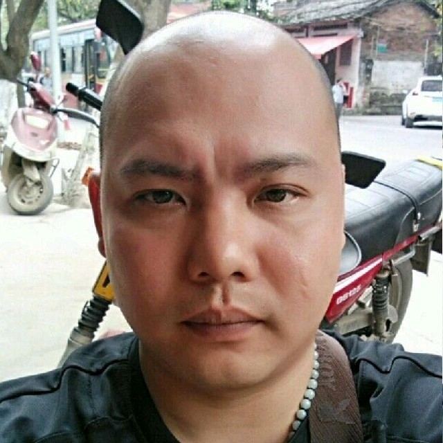 开心就好的第三张照片--汕头相亲服务中心