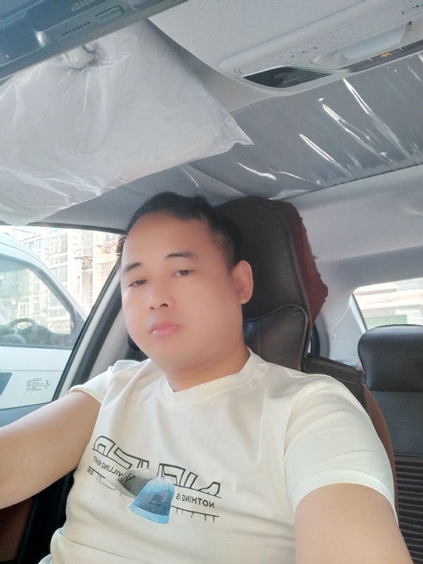 有你就好的第七张照片--汕头相亲服务中心