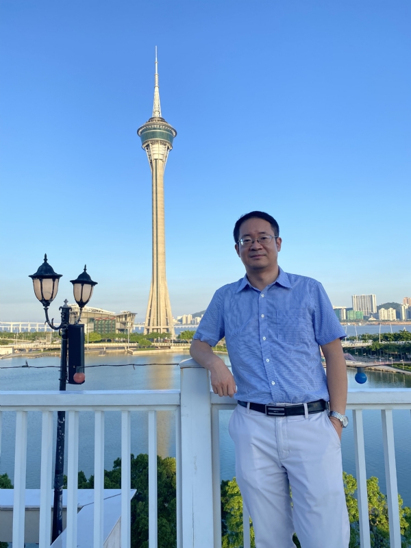 Yangyi的第二张照片--汕头相亲服务中心