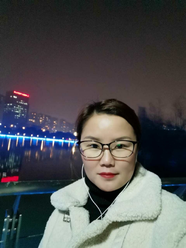小英的第一张照片--汕头相亲服务中心