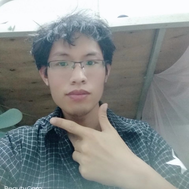 右边的第一张照片--汕头相亲服务中心