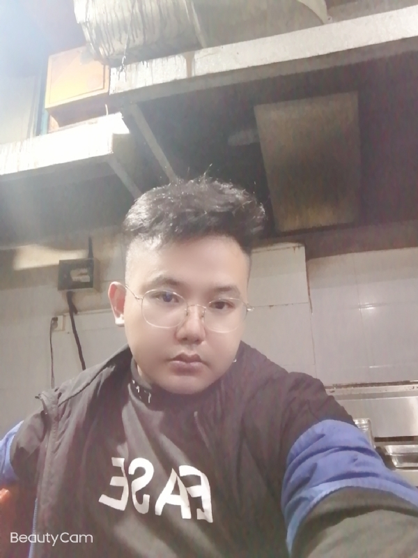 棒哥的第二张照片--汕头相亲服务中心