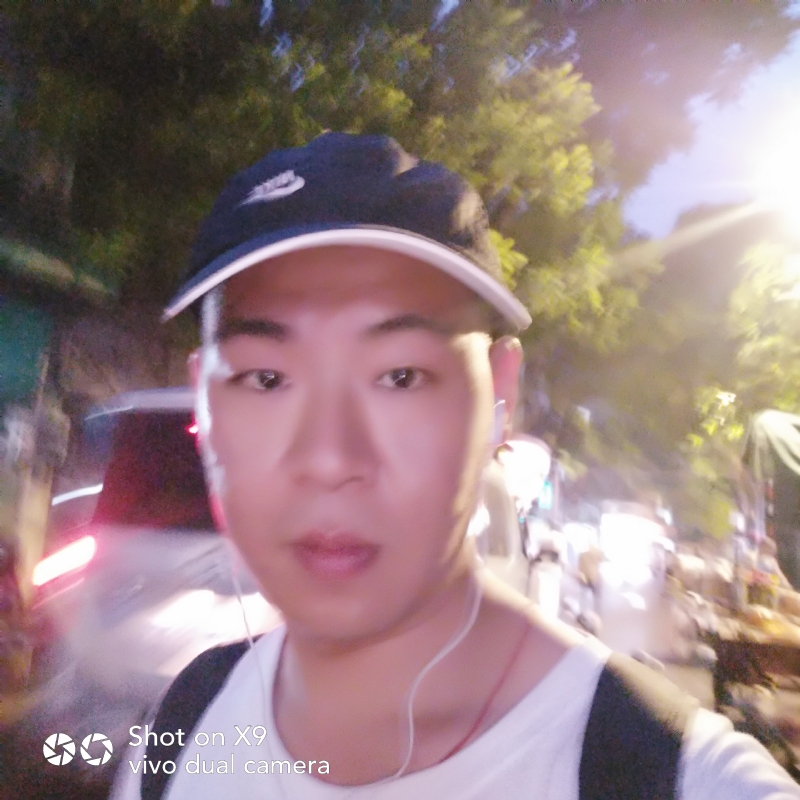 心跳男孩的第一张照片--汕头相亲服务中心