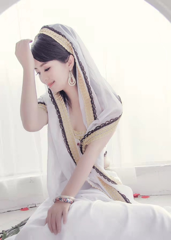 yaoyao的第一张照片--汕头相亲服务中心
