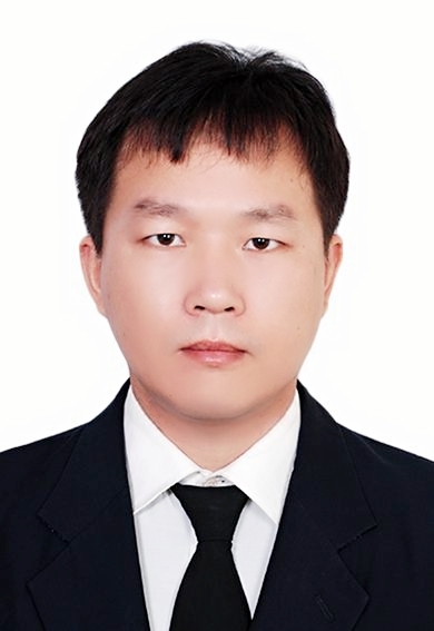 草帽借箭的第一张照片--汕头相亲服务中心