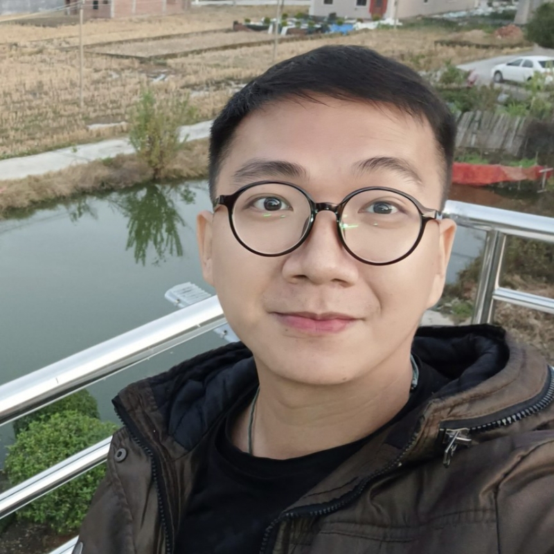 簡單認真的第一张照片--汕头相亲服务中心