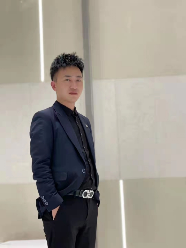 宋定鸿的第一张照片--汕头相亲服务中心
