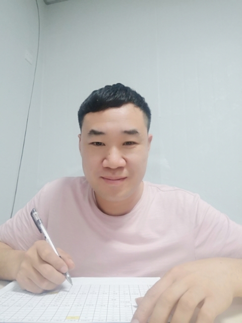 孤雁南飞的第一张照片--汕头相亲服务中心