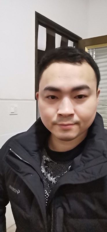 老实人的第一张照片--汕头相亲服务中心