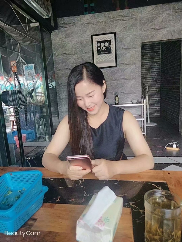 如不坚强弱给谁看的第一张照片--汕头相亲服务中心