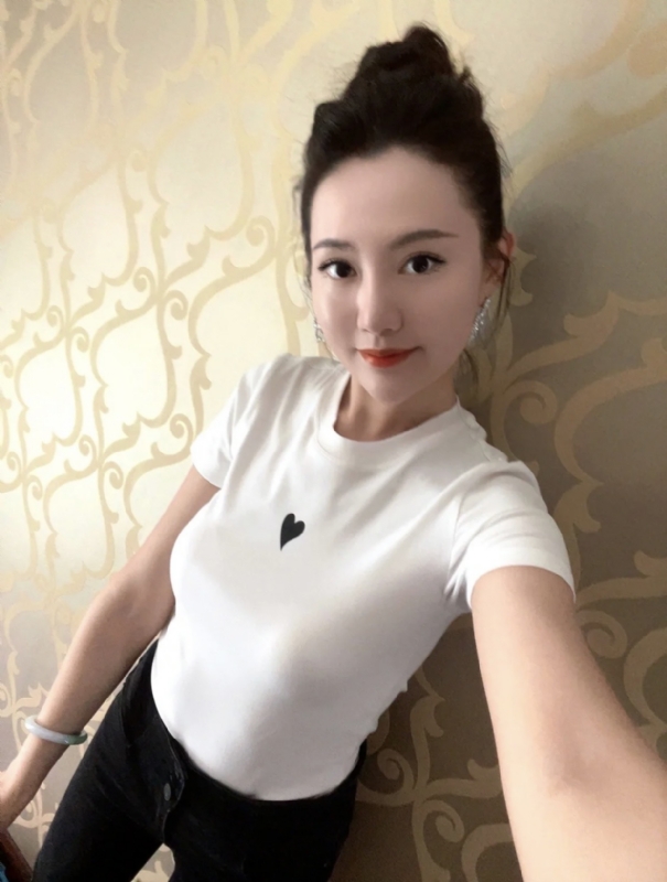 雨熙的第一张照片--汕头相亲服务中心