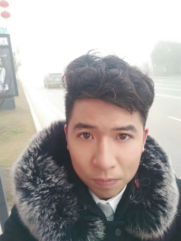 开心快乐每一天的第二张照片--汕头相亲服务中心